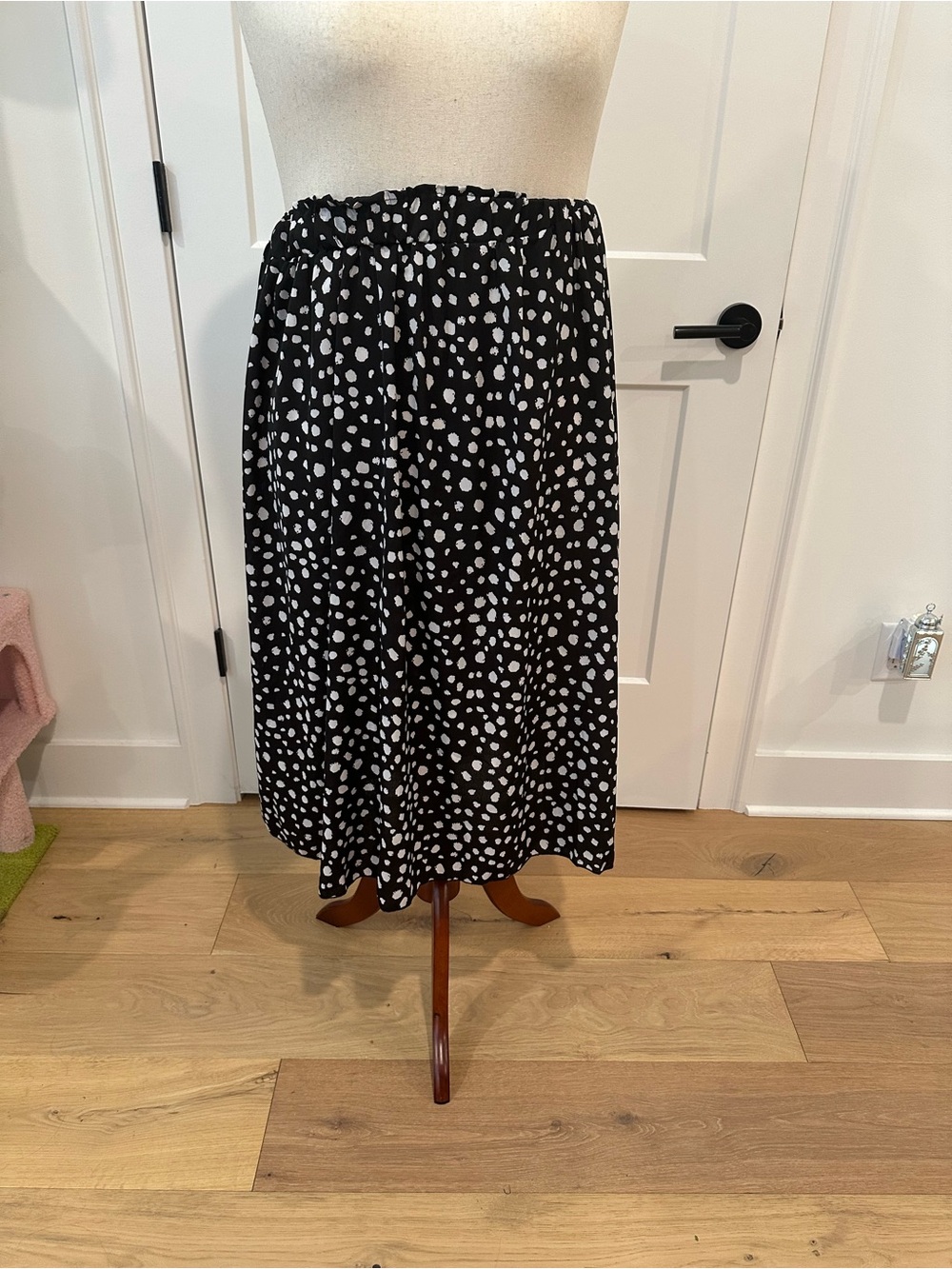Shein Curve Black White Polka Dot Midi Skirt Elastic Waist 0XL Flowy